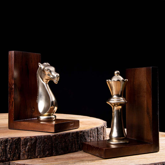 Queen ‘n Knight Chess Bookend